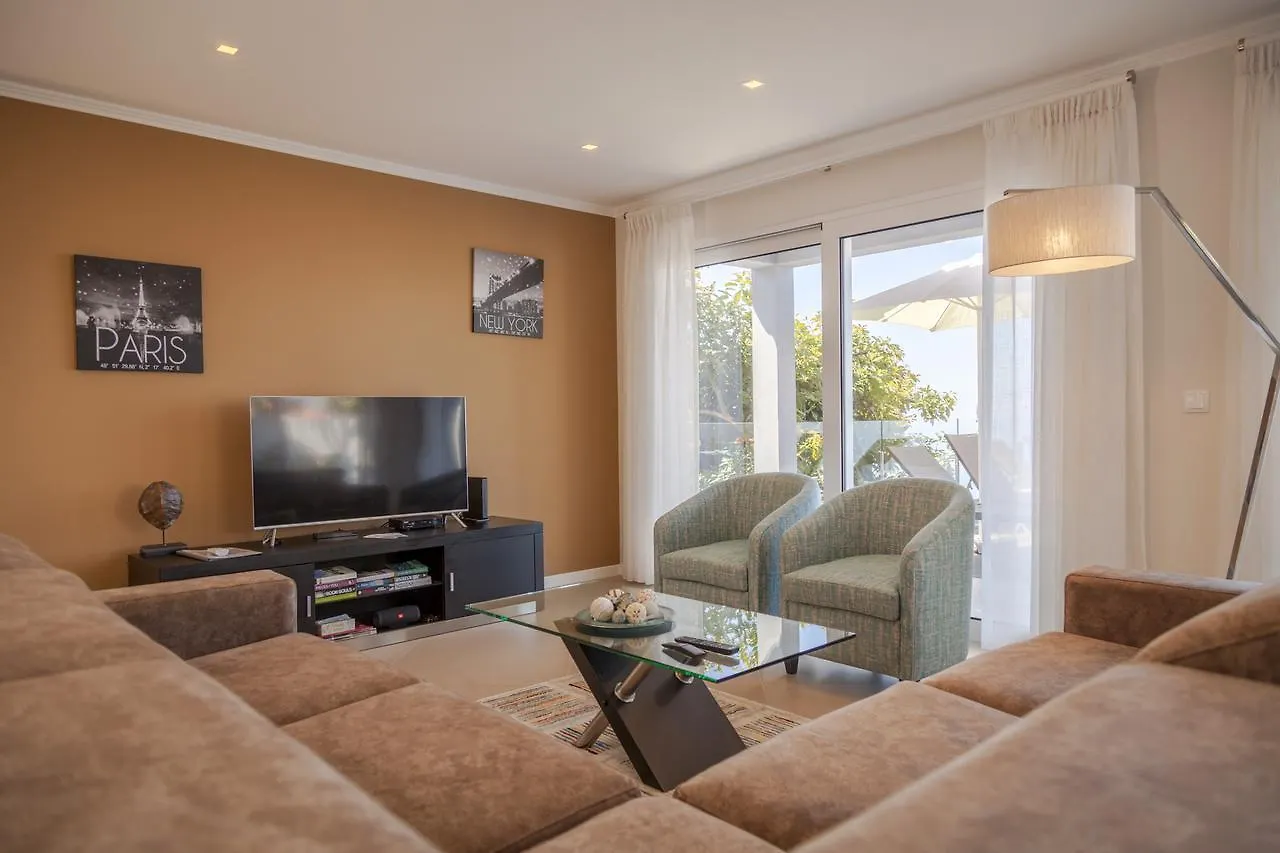 Villa Enjoy Sea By Lovelystay Funchal  0*, Funchal (Madeira)